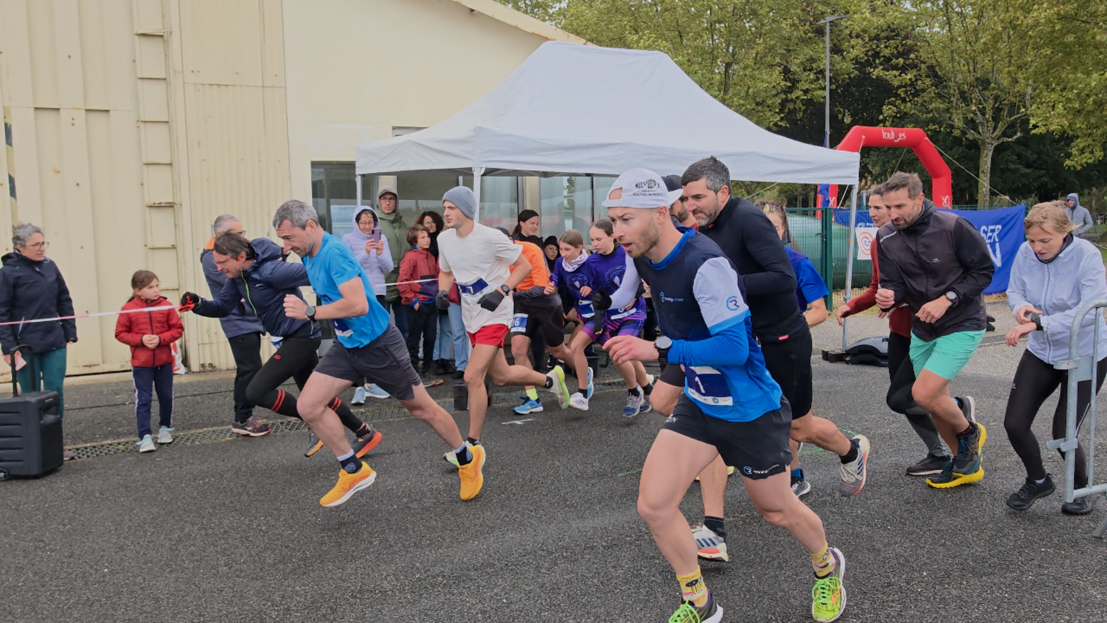 Pari réussi pour le premier Laser-Run Festival !